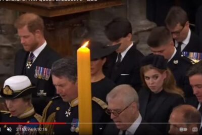 Qué significa que un cirio llore en un funeral